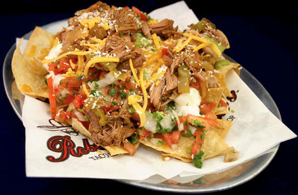 Roberto’s Taco Shop is open 24 hours with friendly service and modestly priced food, making it ideal for midnight dining. The restaurant is known for their authentic Mexican cuisine; ranging from classic crunchy tacos to savory cheese enchiladas. “Roberto’s is the best place for late night cravings because you can go in, get your food, and eat in less than ten minutes. The food is amazing,” Alexis Drevetzki (‘17) said. Photo Credit: Roberto’s Taco Shop 