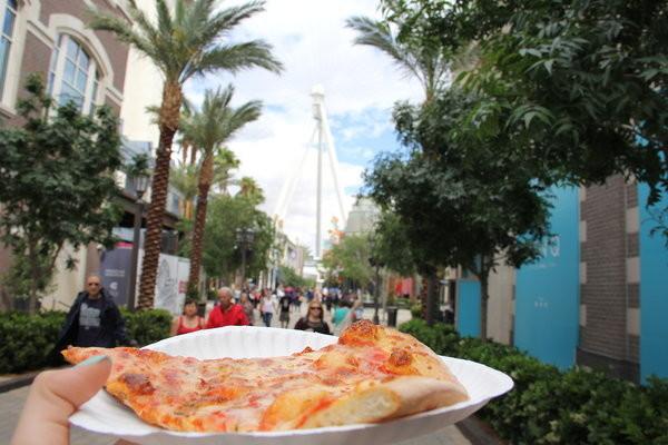 Last weekends adventure to the Las Vegas Strip alone was a great photography experience and also a chance to eat pizza. It is always pizza time.  Photo Credit: Alex Nedelcu