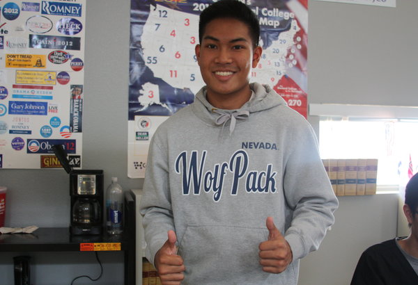 SLIDESHOW: Students show off their favorite college t-shirt