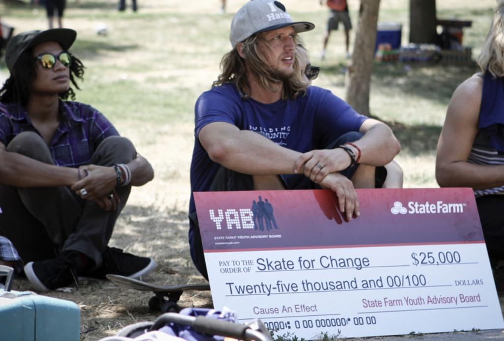 Tent City volunteering with ‘Skate for Change’ founder Mike Smith
