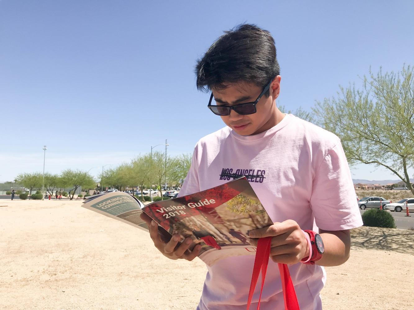 College admission process explained during tour of UNLV campus
