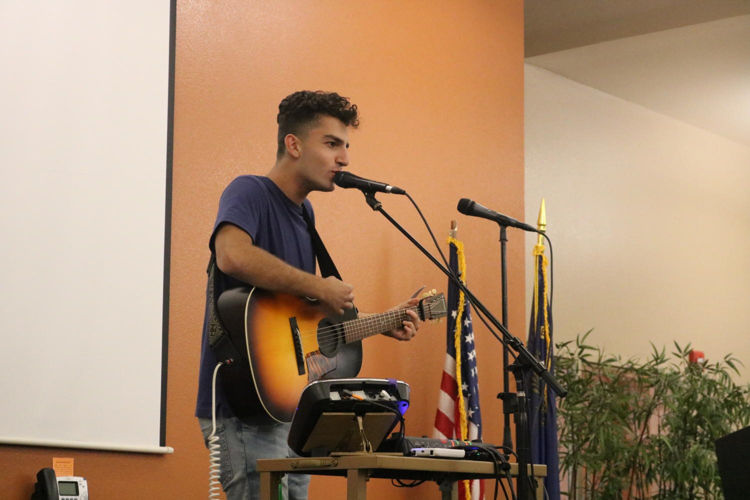 Singer Ray Goren performs live in the Coyote Ballroom