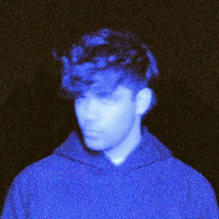 Releasing seven new songs in his EP, one of them being an old hit, Peter Manos vividly portrays the anxiety of getting out of your comfort zone.  Rating: A-Photo Credit: Capitol