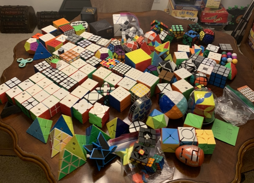 Sophomore+trains+his+skill+of+solving+Rubik%E2%80%99s+Cubes.%0D%0A
