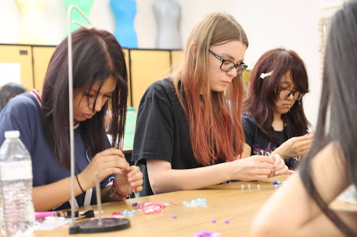 Preparing to attend their first field trip, AP Art History students express their excitement about the activity. The class will visit a replica of King Tut’s tomb and view various other art pieces. “I’ve never been to the exhibit so it’s going to be a new experience for me,” senior Taylor Palmira said. “It’ll be cool just to go out and actually see artifacts instead of just learning about them through lectures.”