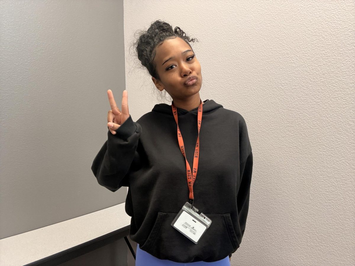 “Yes I do,” sophomore Natalia Yancey said. “My favorite book is the ‘Song of Achilles’, it’s literally the best book in the whole entire world.”