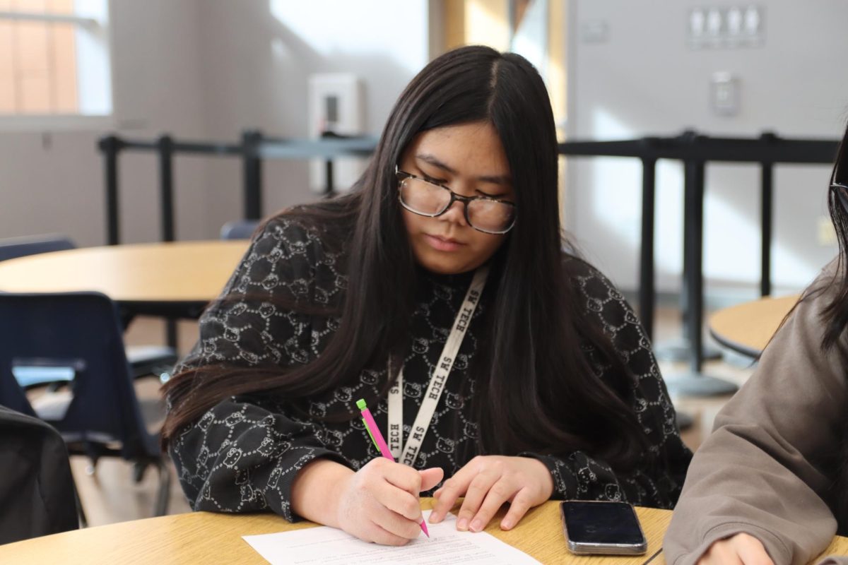 Writing down ideas, junior Cassandra Evangelista created a list of future fundraising ideas for the club. “The overall goal was to get ideas for fundraising from members of NHS which allows inclusivity,” Evangelista said. “The fundraising ideas allowed me to share with the club what can be done for the future.”